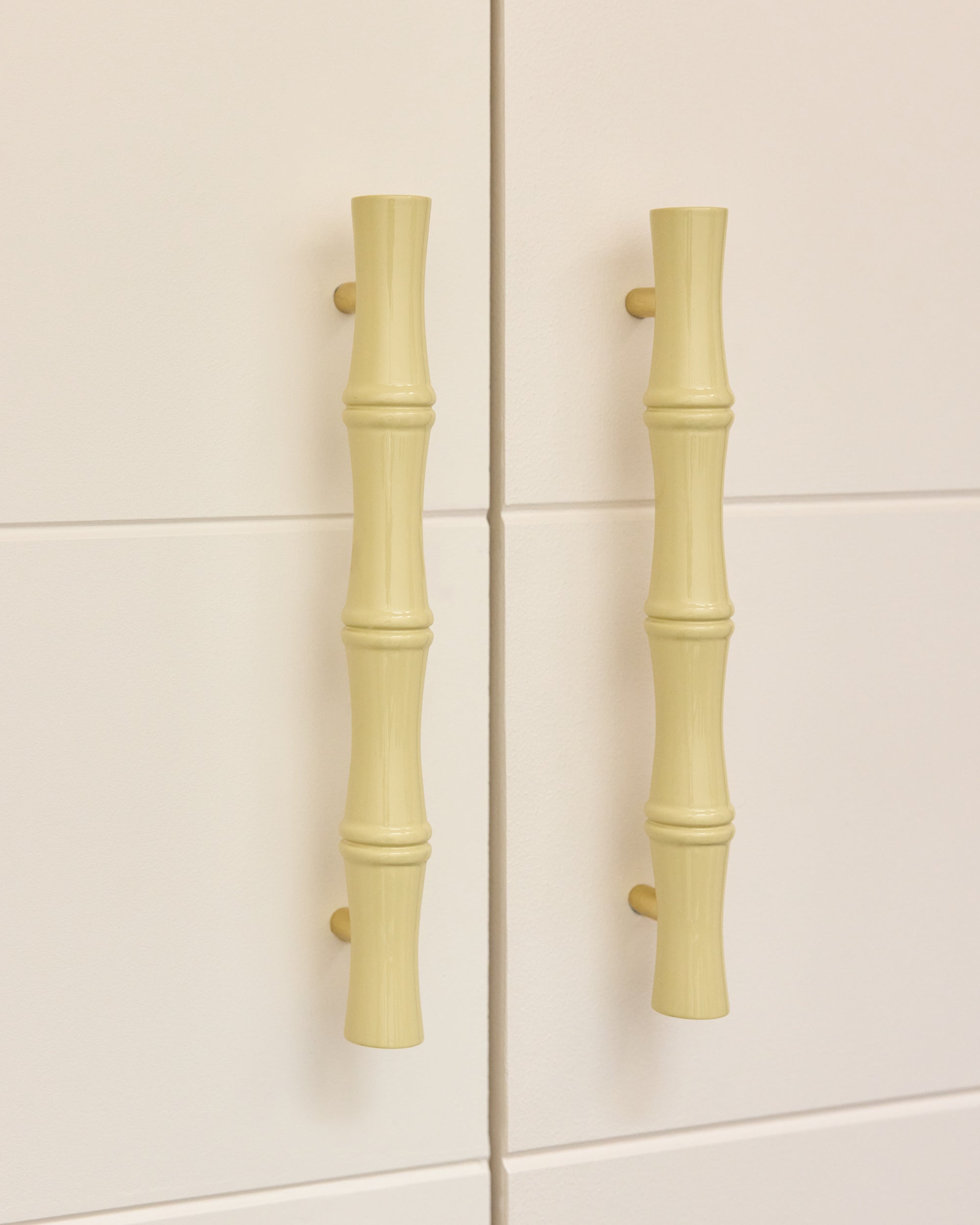 Bamboo Handle, Sand
