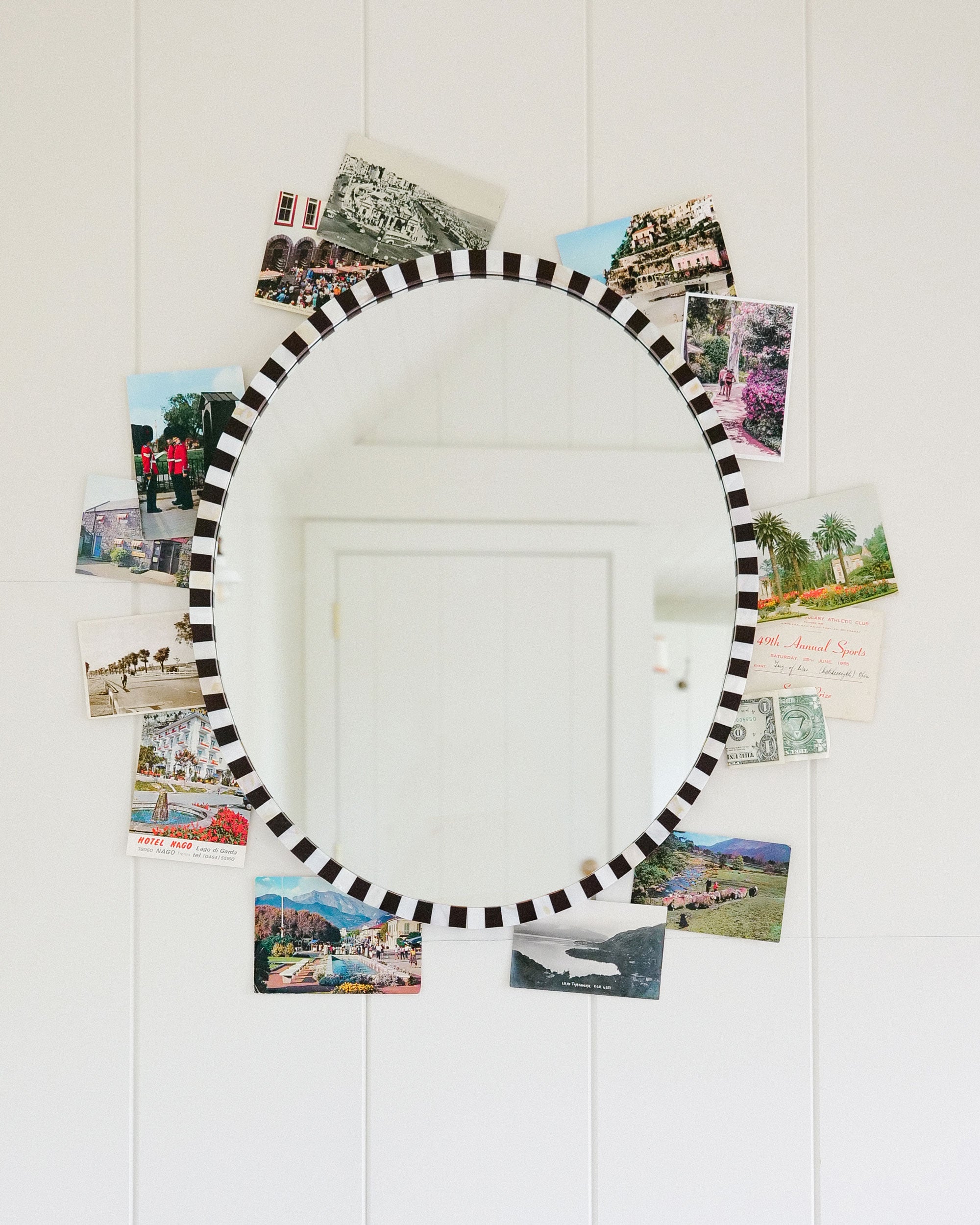 Pearl Oval Mirror, Chocolate