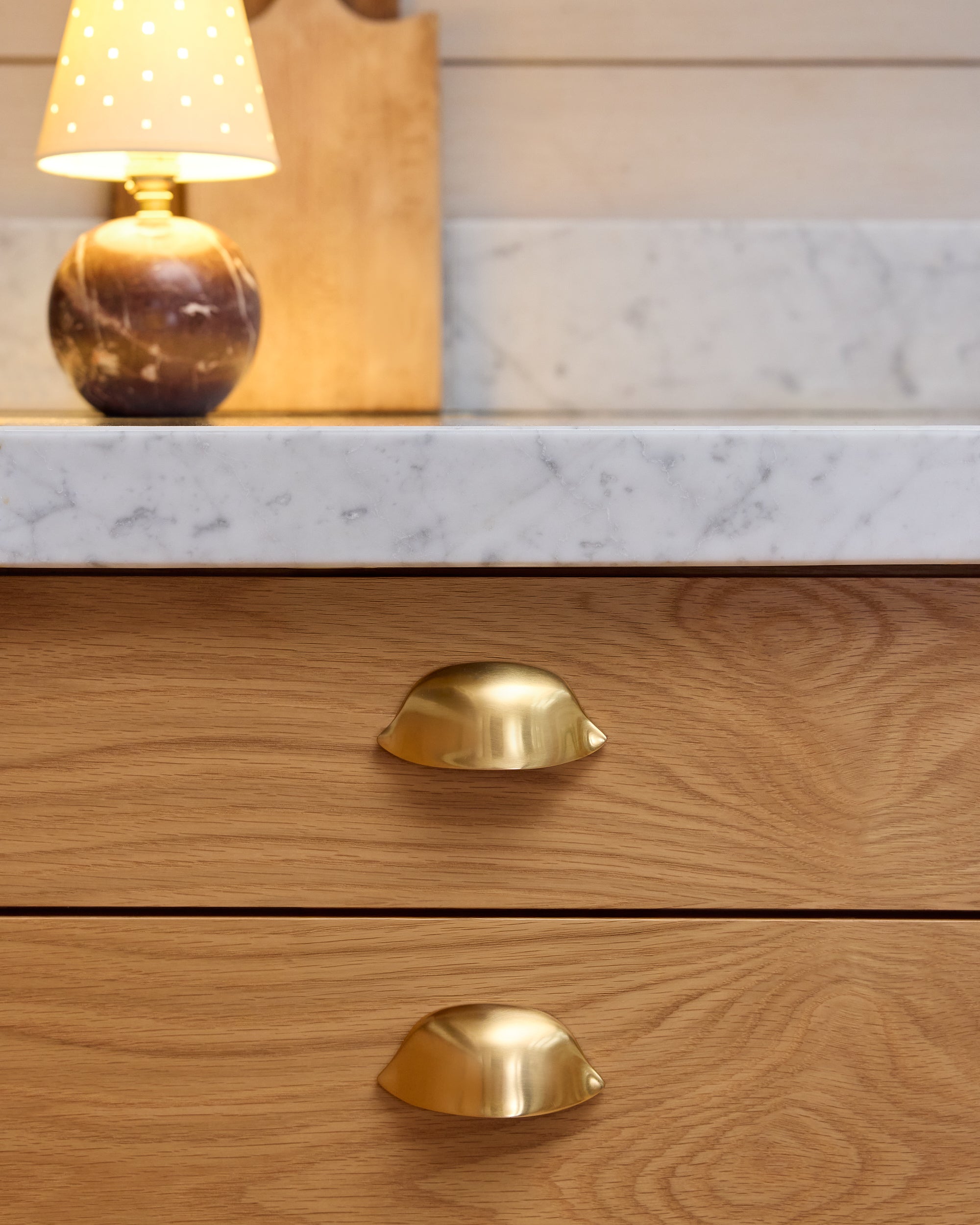 Ray Cup Handle, Aged Brass