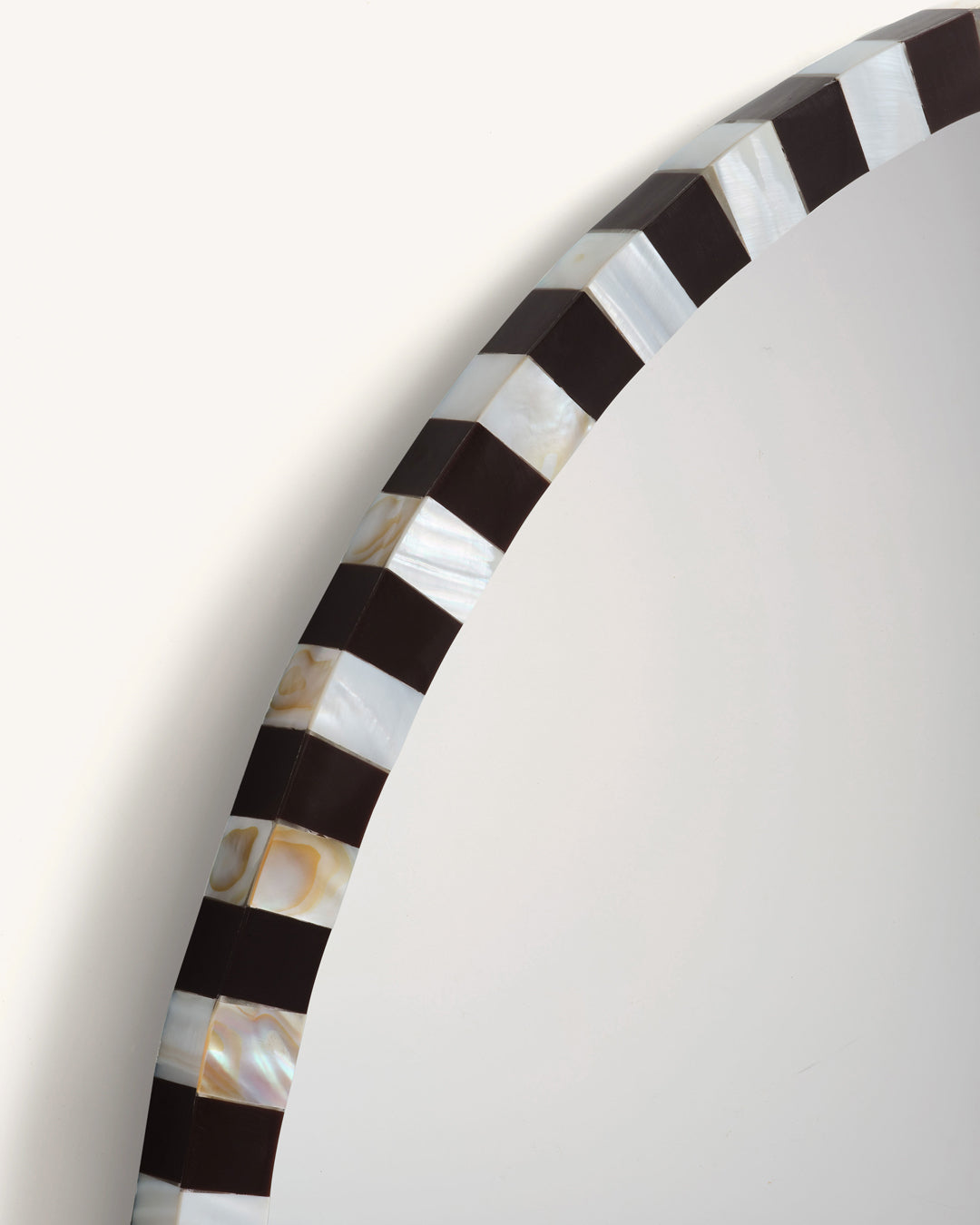 Pearl Oval Mirror, Chocolate